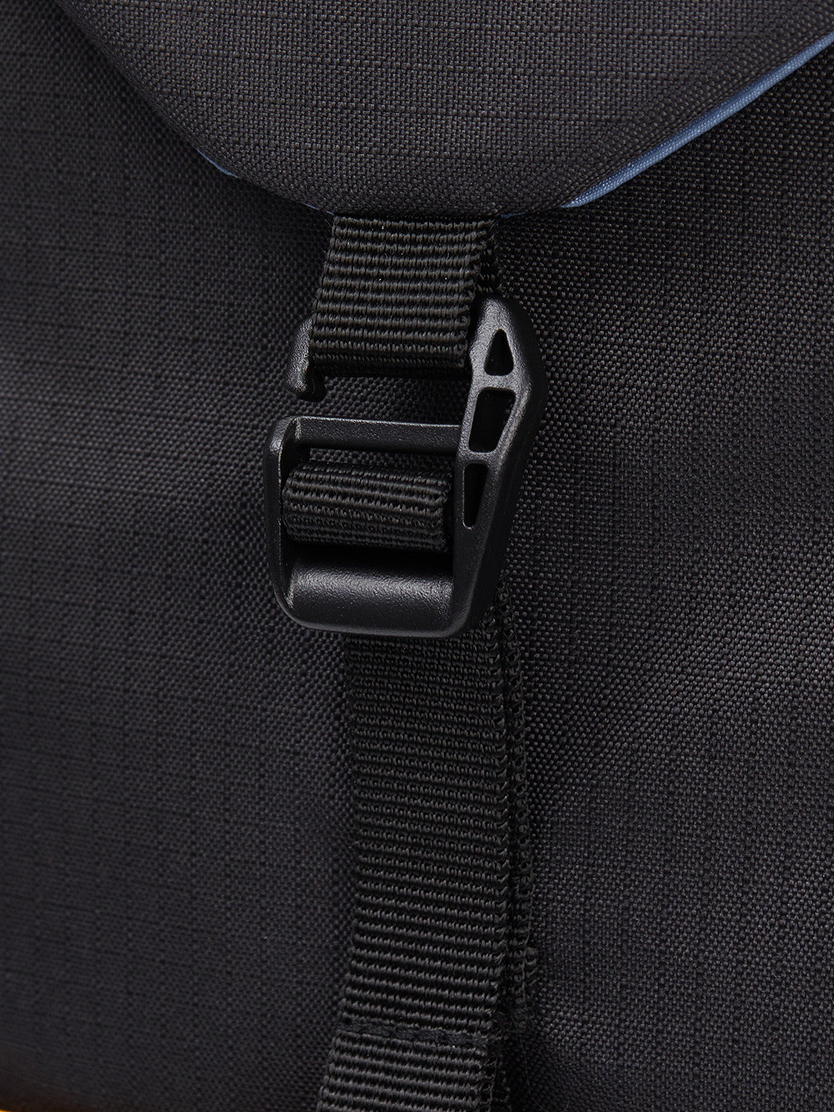 Mochila Unisex City Vibes L Negro CAT