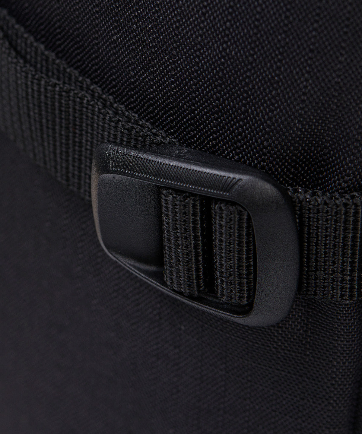 Mochila Unisex City Vibes L Negro CAT