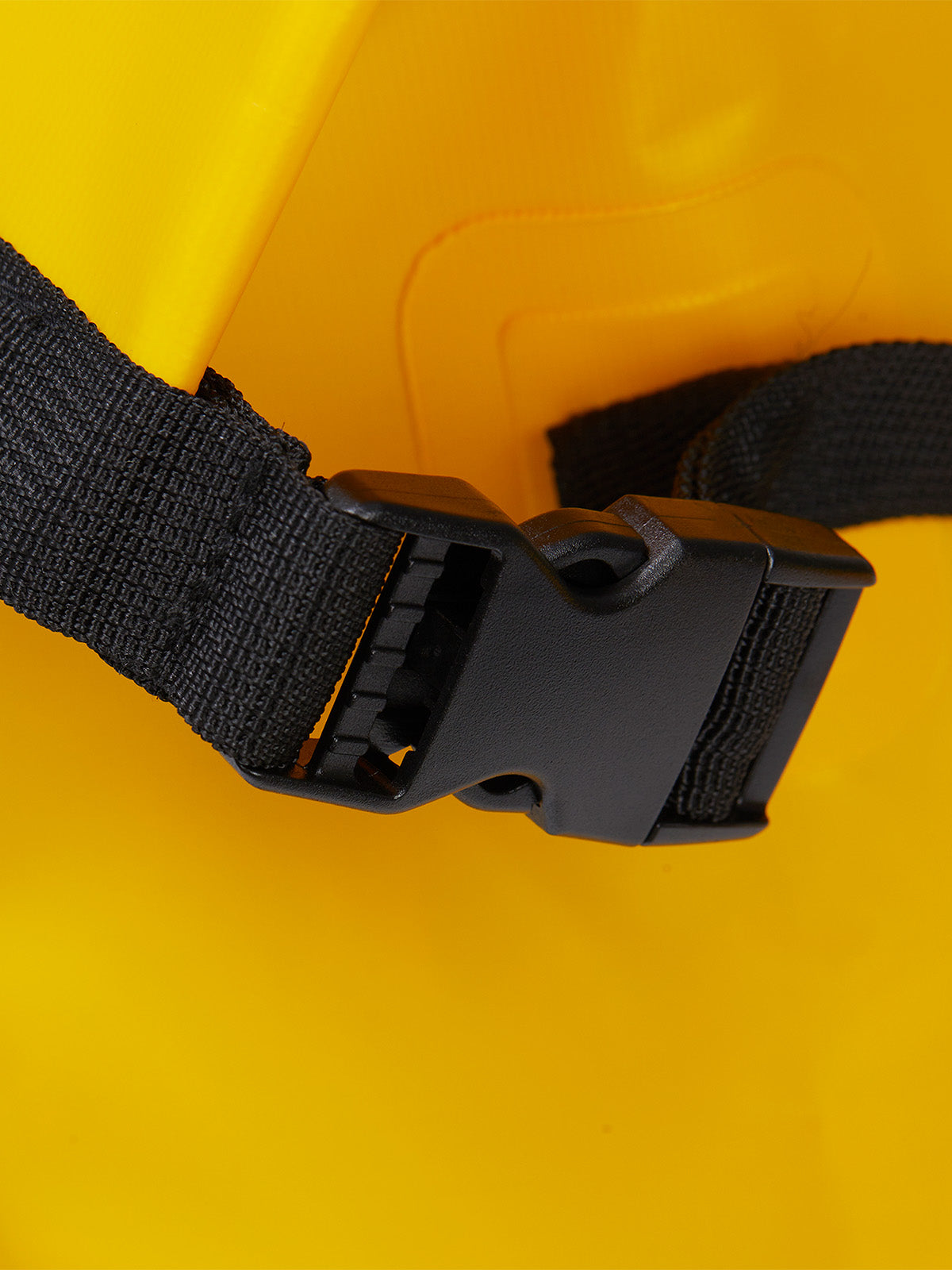 Bolso Waterproof Aqua Backpack Amarillo CAT