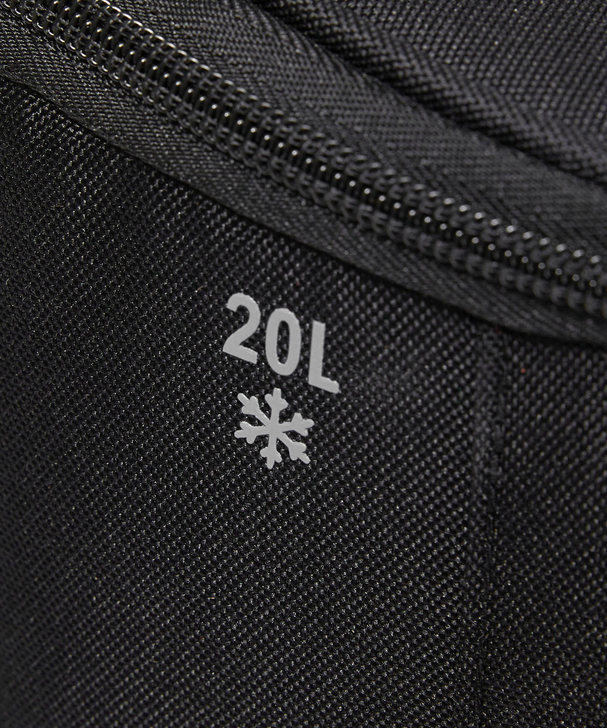 Bolso Cooler Unisex 28 Latas Negro CAT