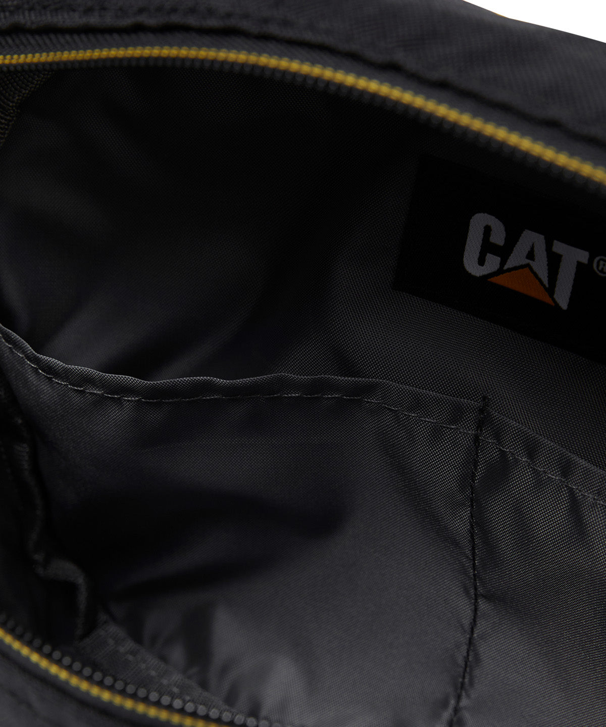 Bolso Cruzado Unisex CAT Nevada Shoulder Bag 2.5L - Black