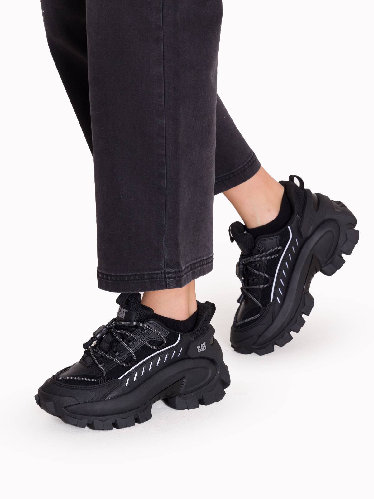 Zapatilla Casual Intruder Max Unisex Negra Cat