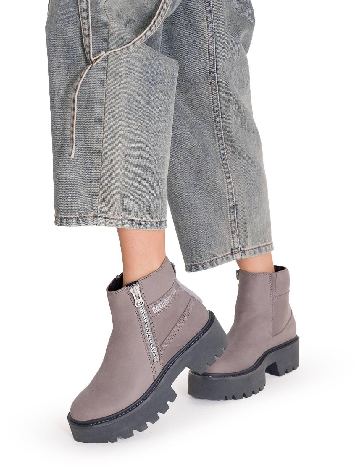 Botín Cuero Colorado Max Chelsea Mujer Gris Cat