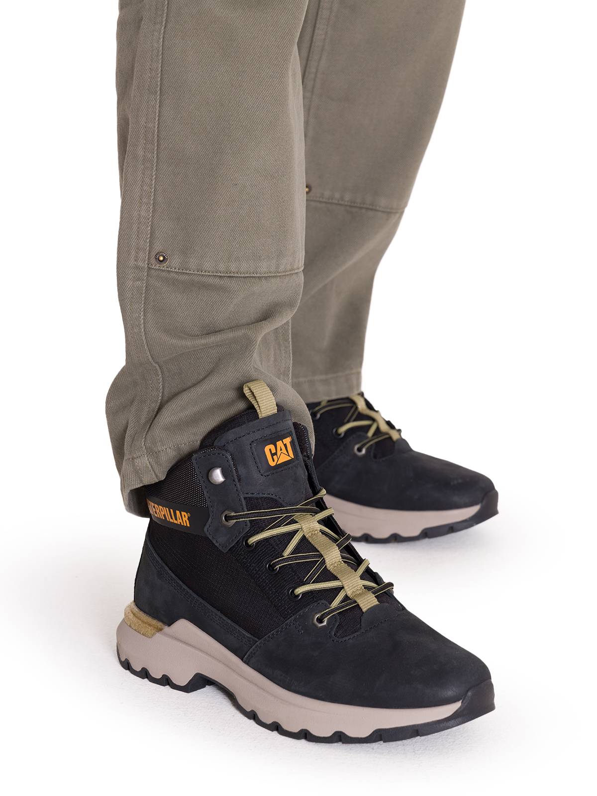 Zapatilla Con Caña Colorado Sneaker Hombre Negra Cat