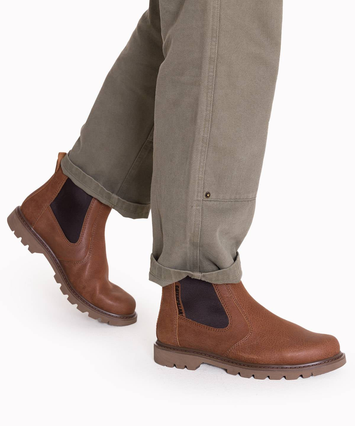 Botín Cuero Colorado 2.0 Chelsea Hombre Café Cat