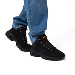 Zapatilla con Caña Hombre Surge Hiker Negro Cat