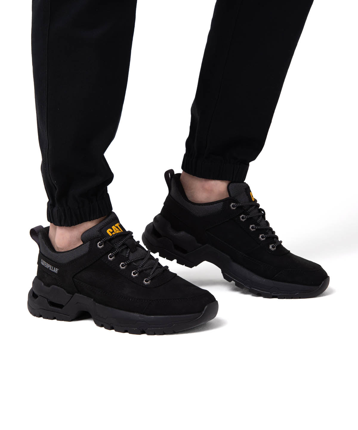 Zapatilla Hombre Surge Hiker Lo Negro Cat