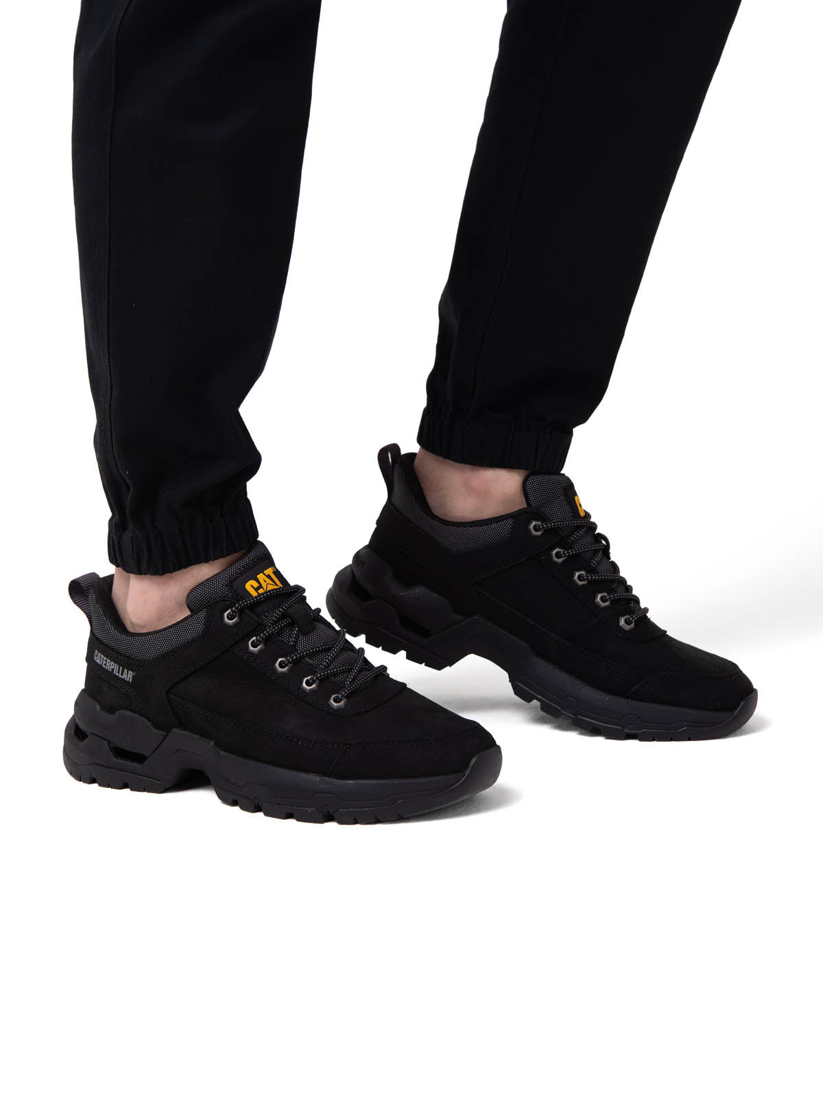Zapatilla Hombre Surge Hiker Lo Negro Cat