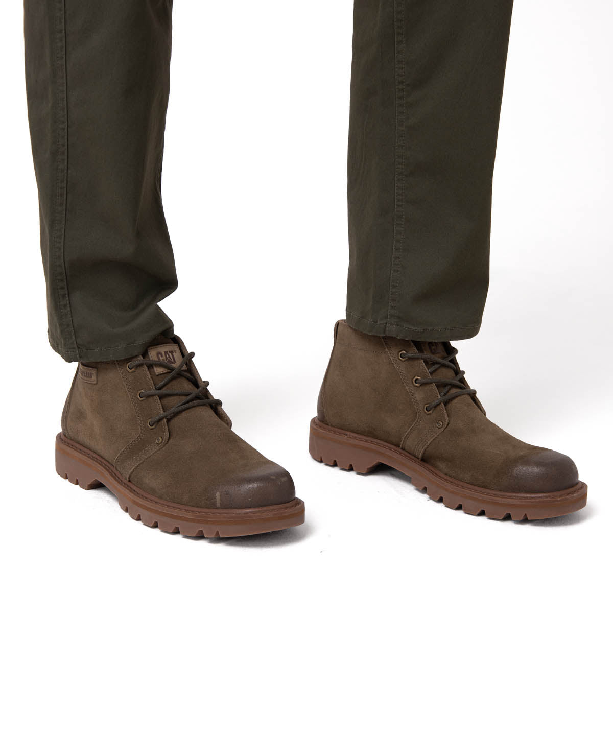 Botín Cuero Hombre Grader Chukka Verde Oliva Cat