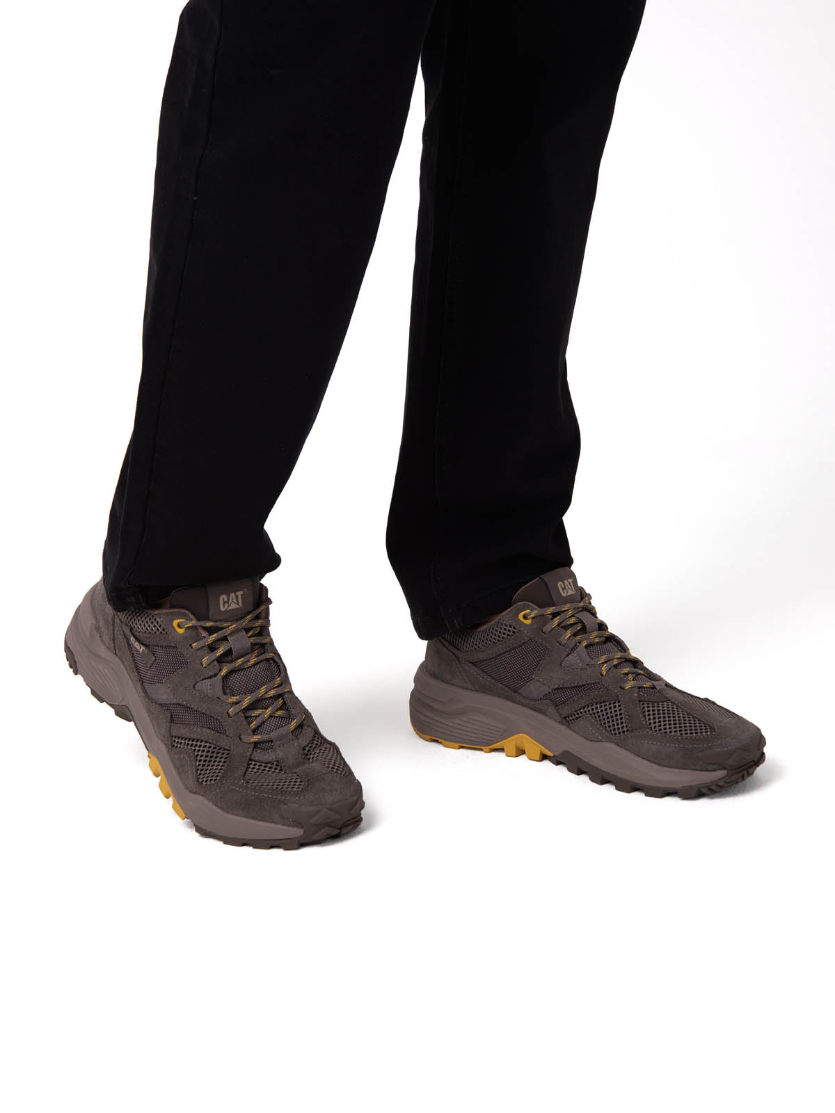 Zapatilla Hombre Grapple Suede Mesh Gris Cat