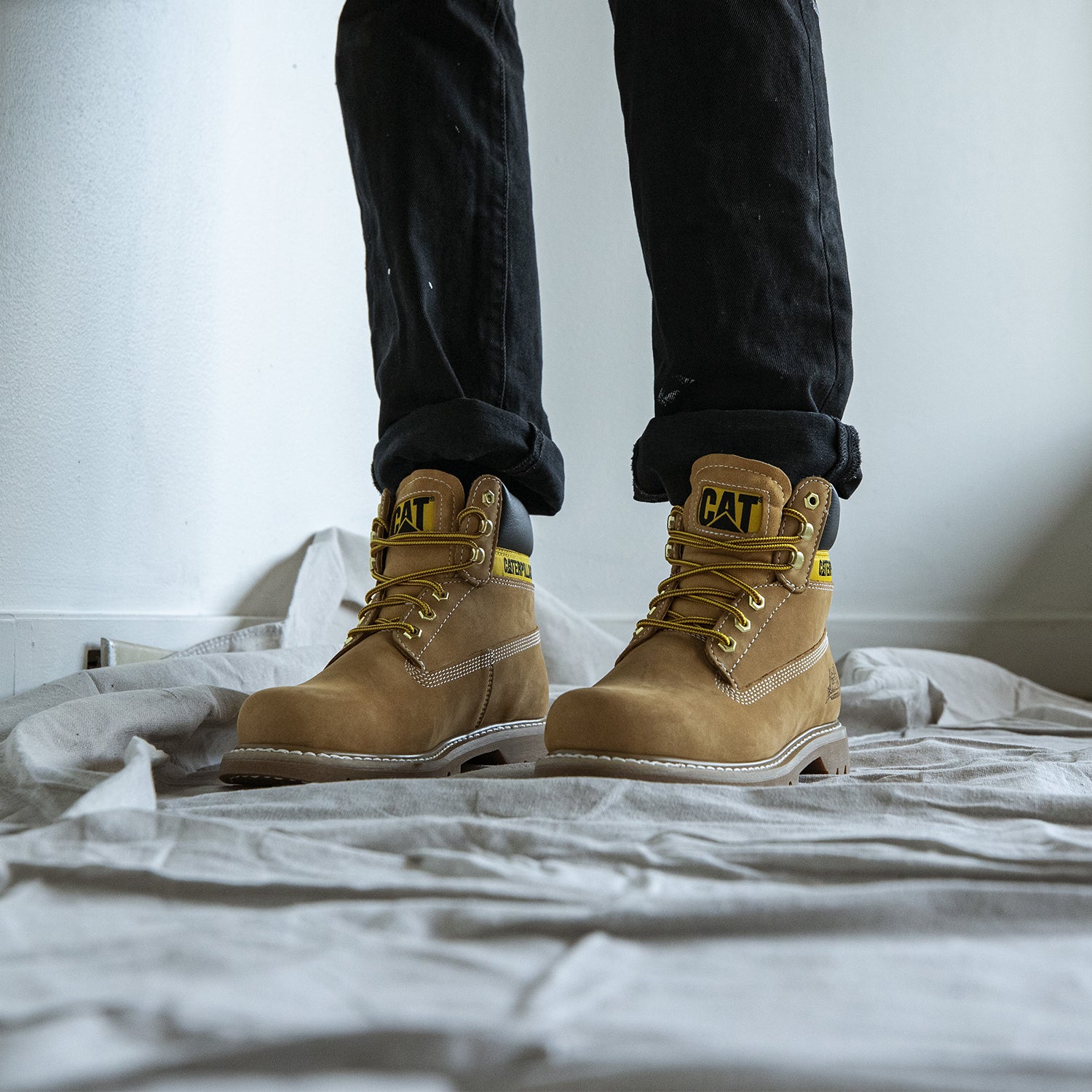 Botín Hombre Colorado Cat